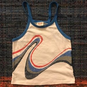Retro Wave Tank